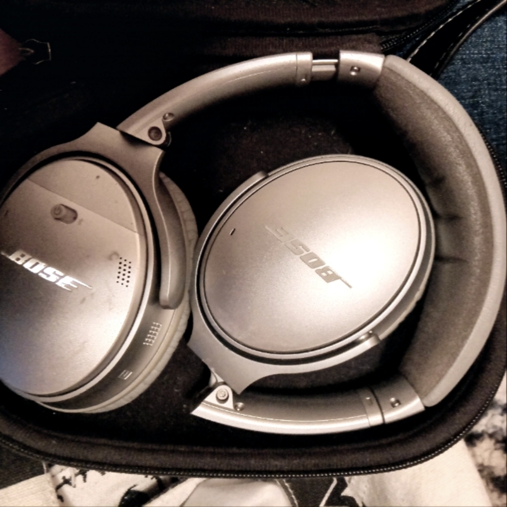 Bose Bluetooth headphones
